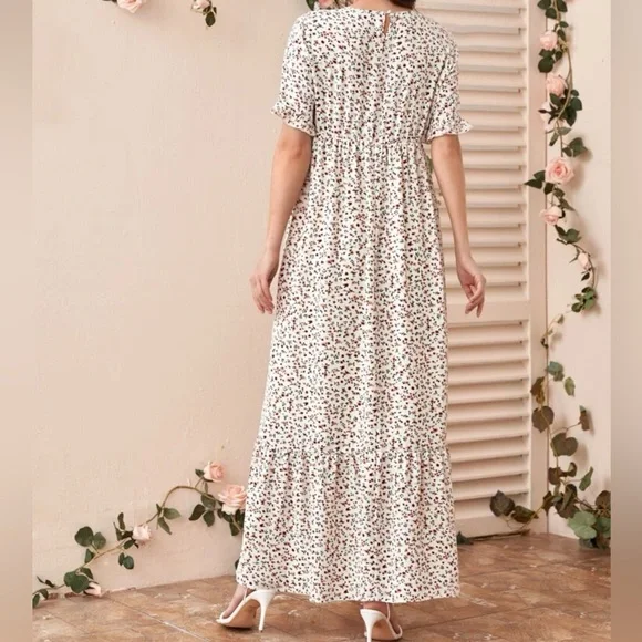 🌷SOLD🌷 SHEIN Ditsy Floral Maxi Dress 🤍 - Picture 3 of 5